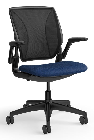 HUMANSCALE WORLD LM TASK CHAIR WITH BLACK FRAME, ADJUSTABLE ARMS, BLACK CATENA MESH BACKRES