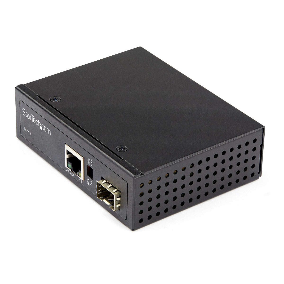 StarTech FIBER TO ETHERNET MEDIA CONVERTER EXTENDS NETWORKS & CONVERTS FIBER TO COPPER -
