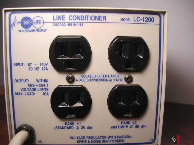 EATON TRIPP LITE SERIES 1200W 120V LINE CONDITIONER - AUTOMATIC VOLTAGE REGULATO