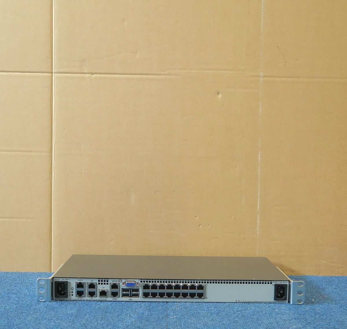 HPE IP Console G2 Switch with Virtual Media and CAC 2x1Ex16